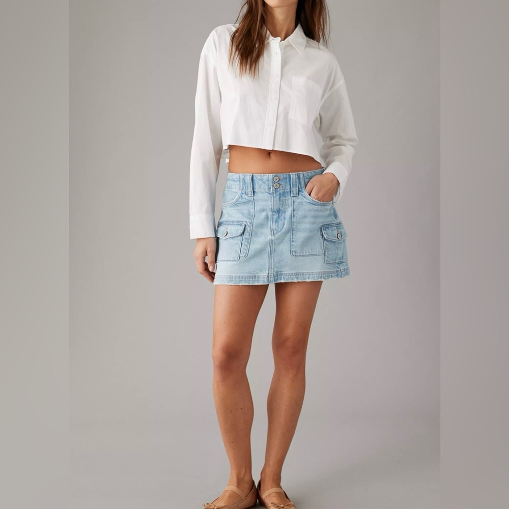 American Eagle Outfitters- Women's “Medium Bright Indigo Color” Jean Skirt. - Picture 2 of 5